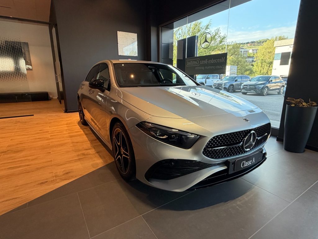 MERCEDES-BENZ A 180 d Automatic AMG Line Extra