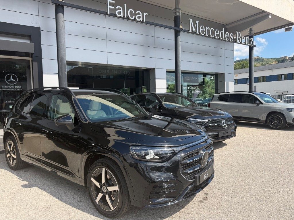 MERCEDES-BENZ GLB 200 Automatic 4Matic Premium