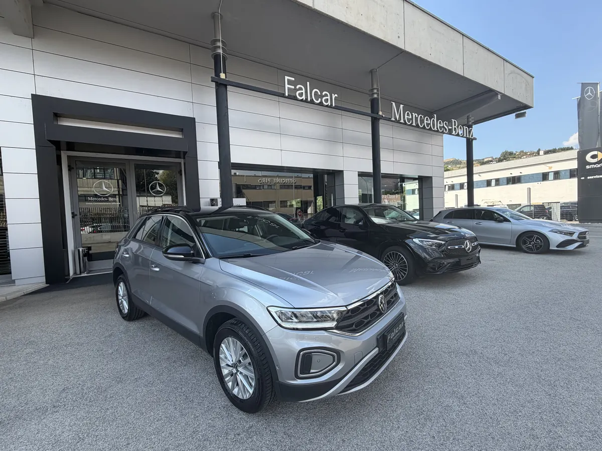 VOLKSWAGEN T-Roc 1.5 TSI ACT DSG Life